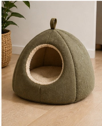Meravello Cozy Hooded Cat Cave Bed